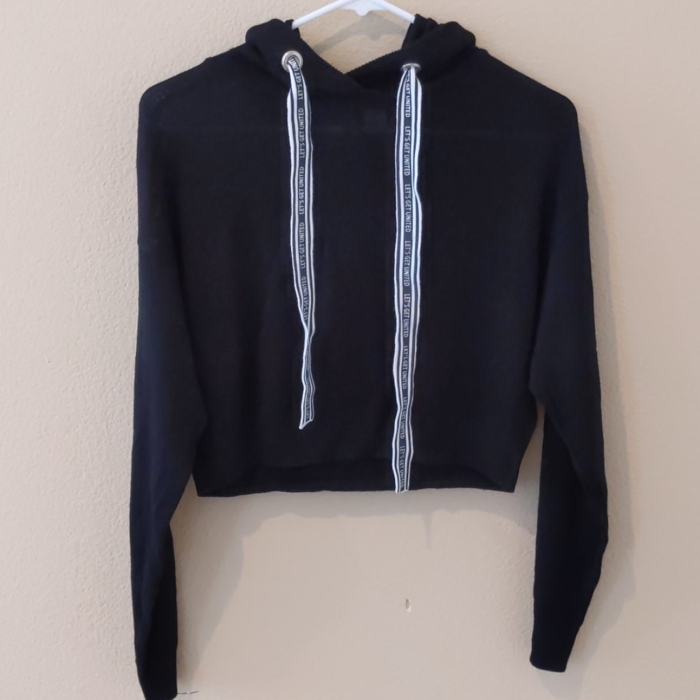 Crop top sweater